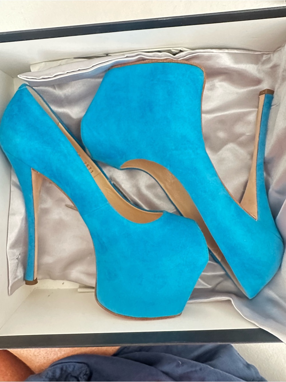 Giuseppe Zanotti “Haway” Turquoise Suede Platform Stiletto Heels 8 dustbag & box